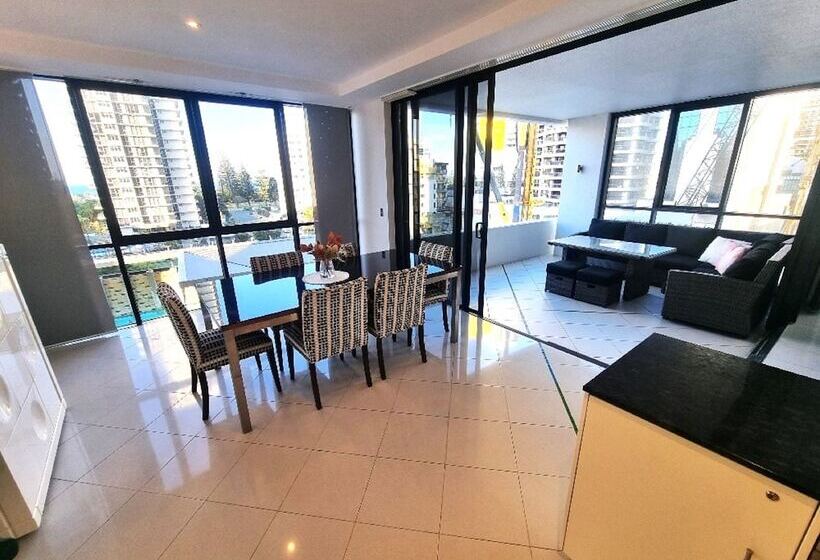 3 Bedroom Apartment Pool View, Aria Apartments