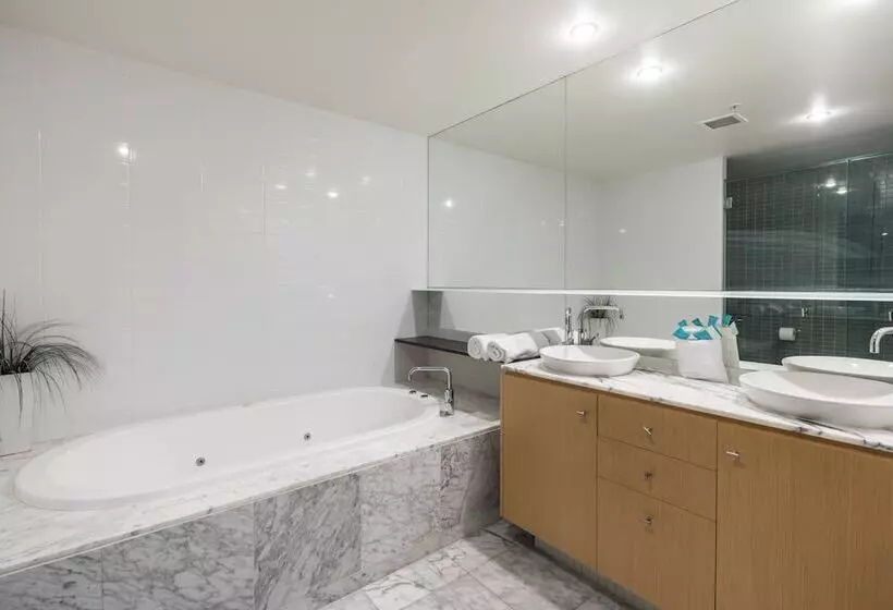 آپارتمان 3 خوابه, Aria Apartments