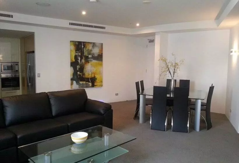 آپارتمان 3 خوابه, Aria Apartments