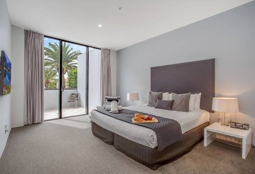דירת שלושה חדרים, Aria Apartments