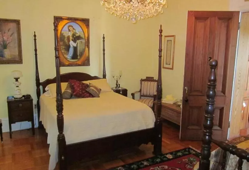 スタンダードルーム, Baer House Inn