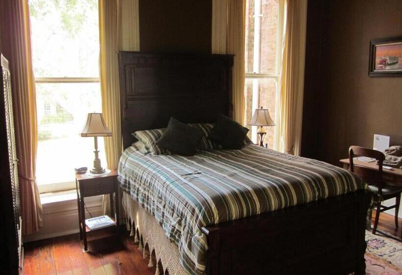 اتاق استاندارد با سرویس بهداشتی مشترک, Baer House Inn