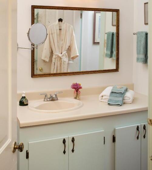 带大床的高级房间, Devereaux Shields House