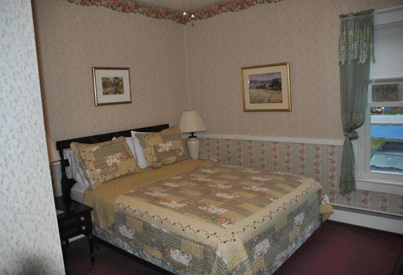 اتاق استاندارد, Echo Lake Inn