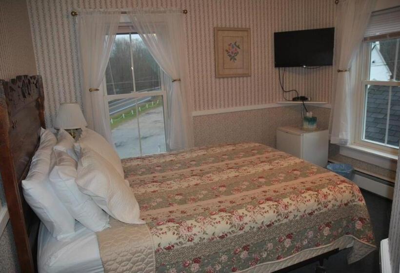 اتاق استاندارد, Echo Lake Inn