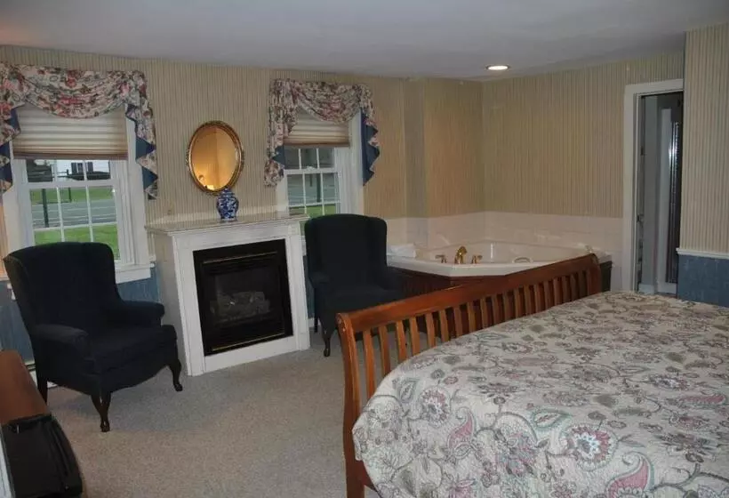 キングサイズベッドのデラックスルーム, Echo Lake Inn