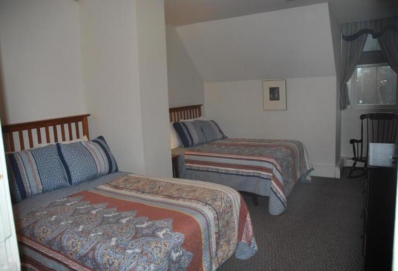 3 Bedroom Suite, Echo Lake Inn