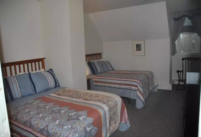 3ベッドルームスイート, Echo Lake Inn