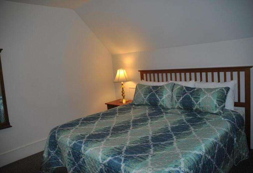 3 Bedroom Suite, Echo Lake Inn