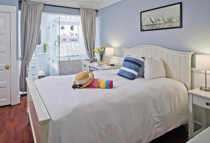 スタンダードルーム, Newport Beach