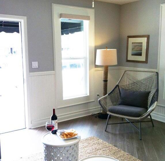 スイート, Newport Beach