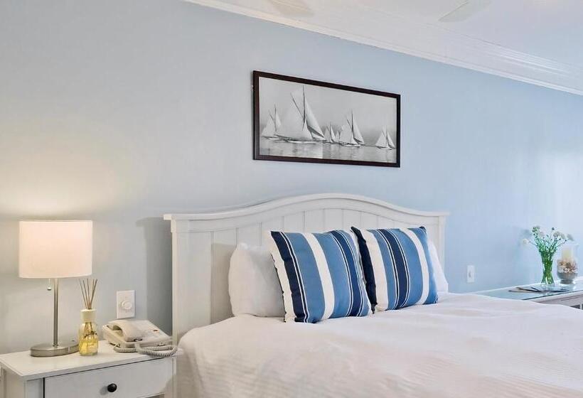 スタンダードルーム, Newport Beach