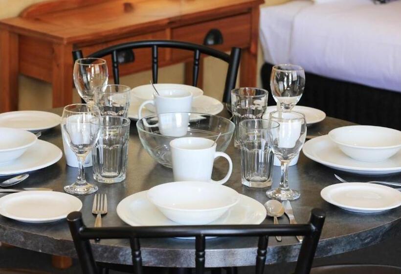 דירת חדר, Bridges On Meninya Motel & Apartments