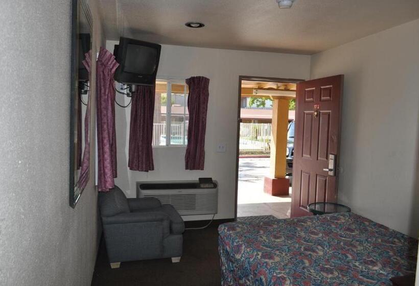 غرفة قياسية, California Suites Motel