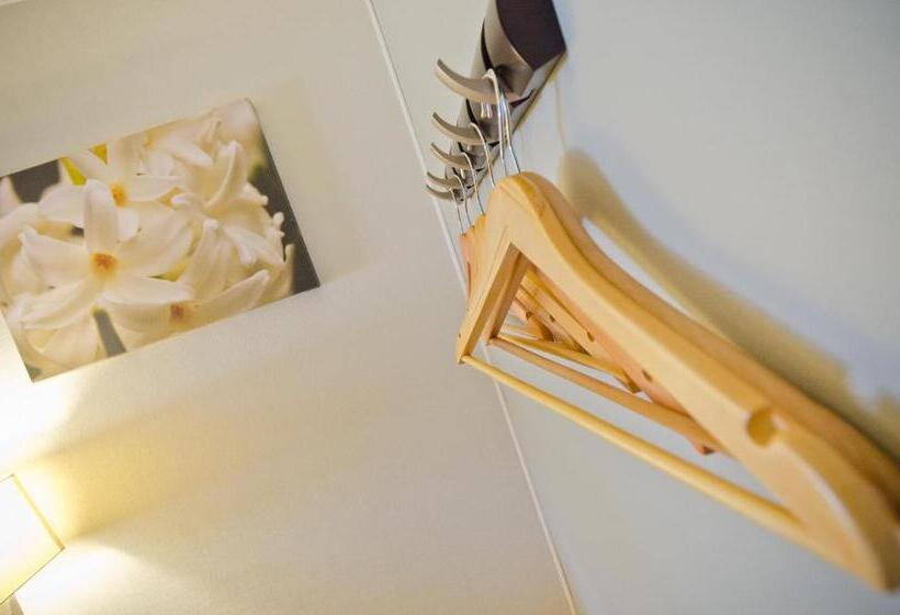 Quarto Estandar, Centro Motel