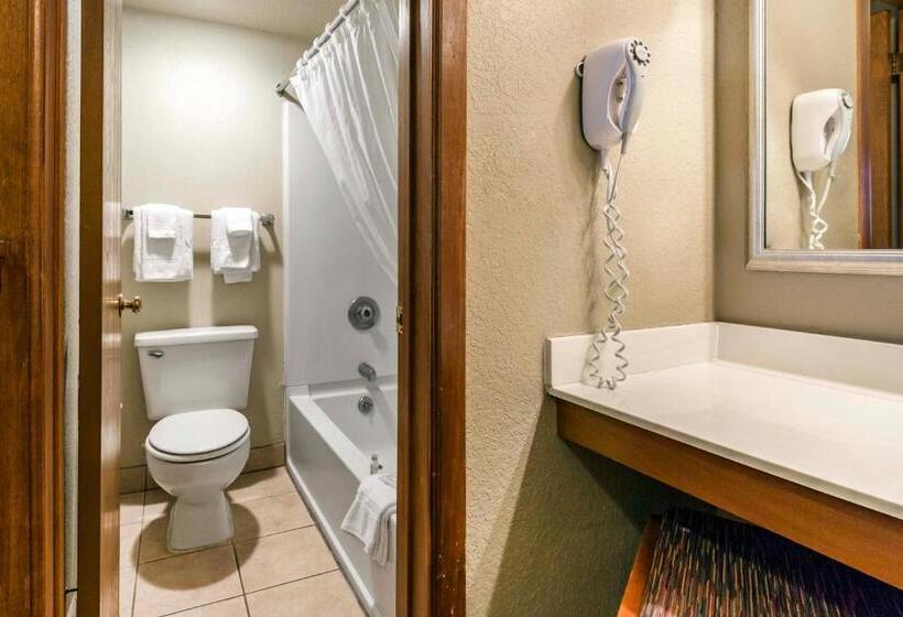 جناح دور أخير, Mainstay Suites Springfield South   Battlefield Rd