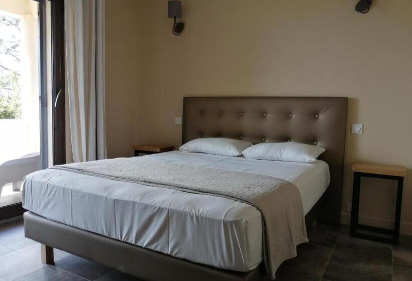 חדר סטנדרט נוף לים עם טרסה, Auberge Ferayola