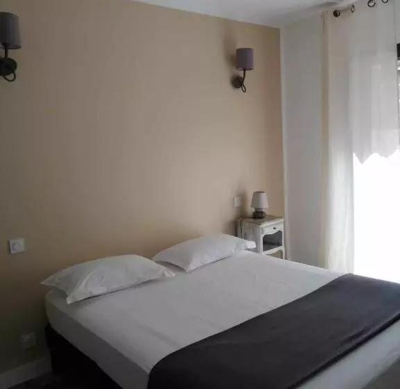 シングルデラックスルーム, Auberge Ferayola