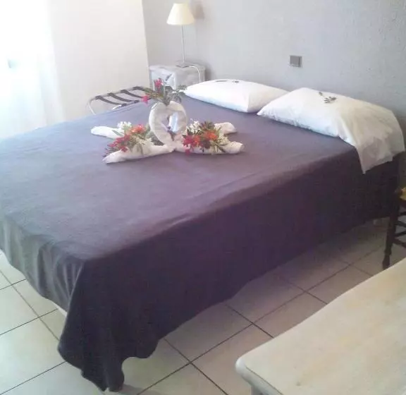 シングルデラックスルーム, Auberge Ferayola