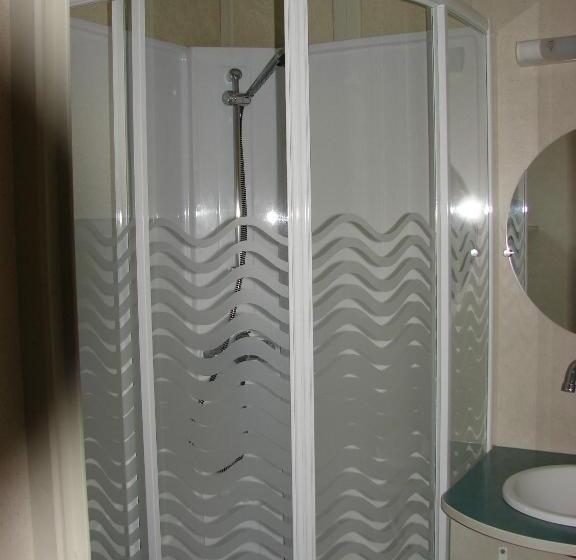 Дом 1 Спальня, Auberge Ferayola