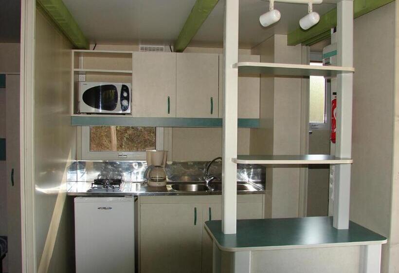 Дом 1 Спальня, Auberge Ferayola