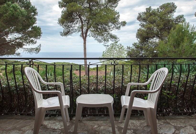 חדר סטנדרט לארבעה נוף לים, Auberge Ferayola