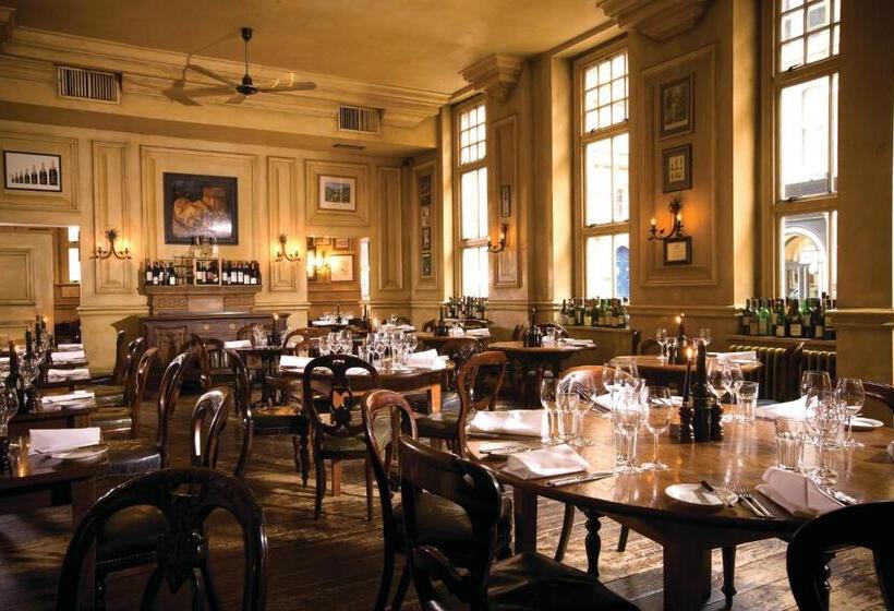 Полулюкс, Du Vin Birmingham