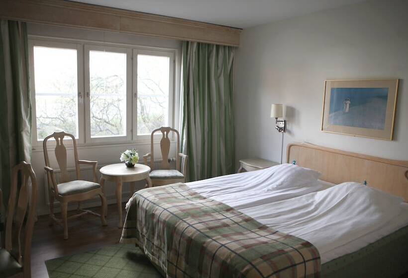 スーペリアールーム, Molndals Bro