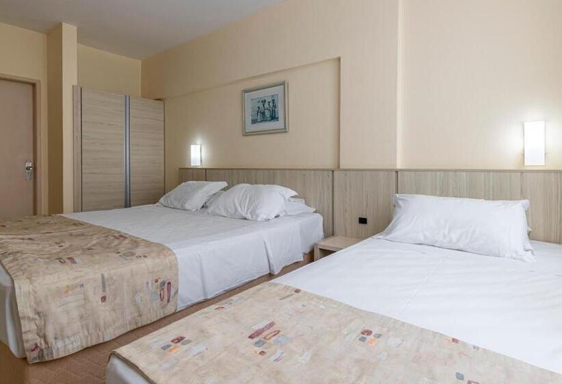 스탠다드 트리플 룸, Sagres Praia