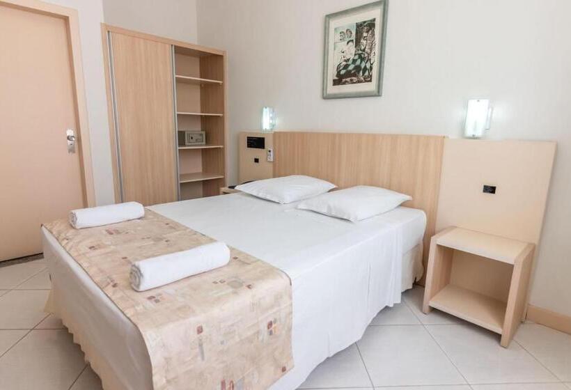 4인용 스탠다드 룸, Sagres Praia