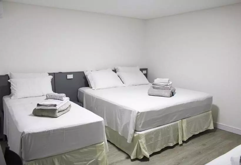 Deluxe Neljän Hengen Huone, Sagres Praia