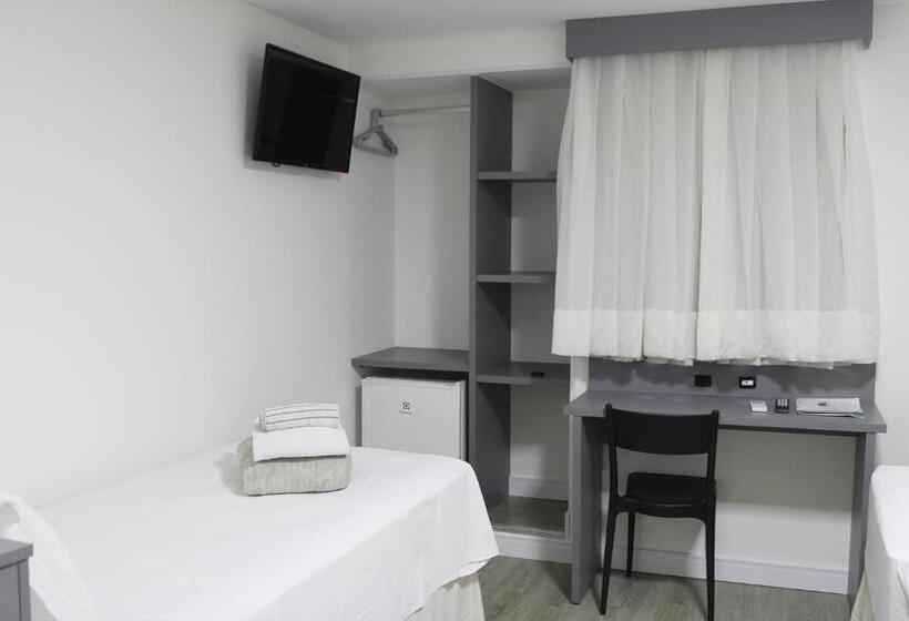 디럭스 4인 룸, Sagres Praia