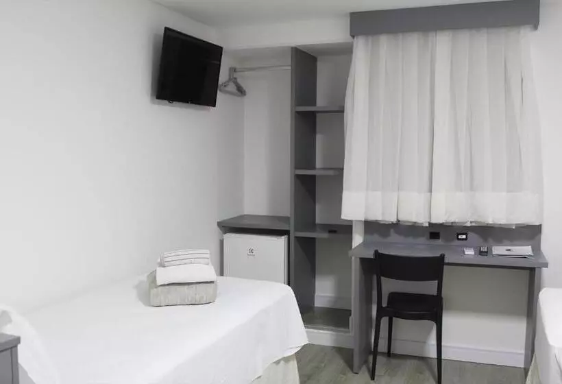 Deluxe Neljän Hengen Huone, Sagres Praia