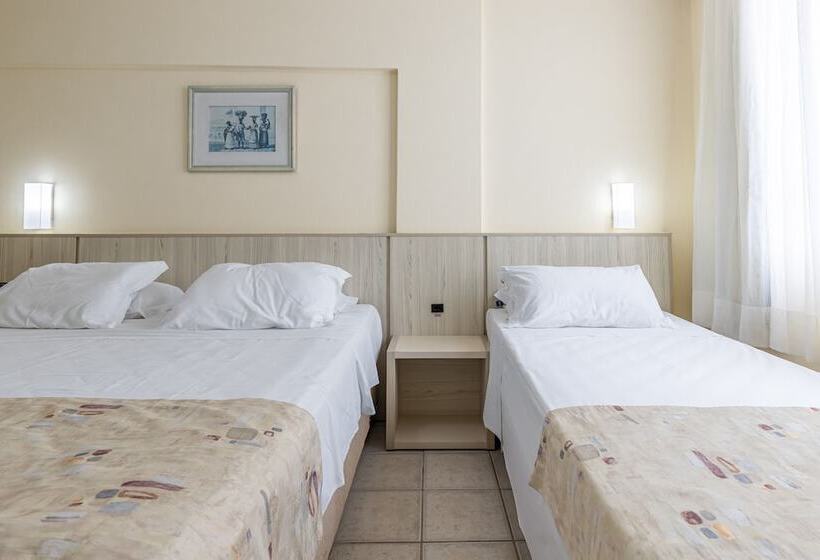 Номер Стандарт Трехместный, Sagres Praia