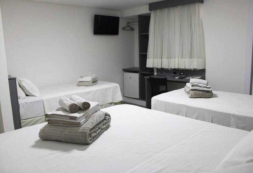 디럭스 4인 룸, Sagres Praia