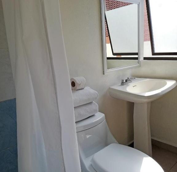 エコノミールーム, Residencias Señorial