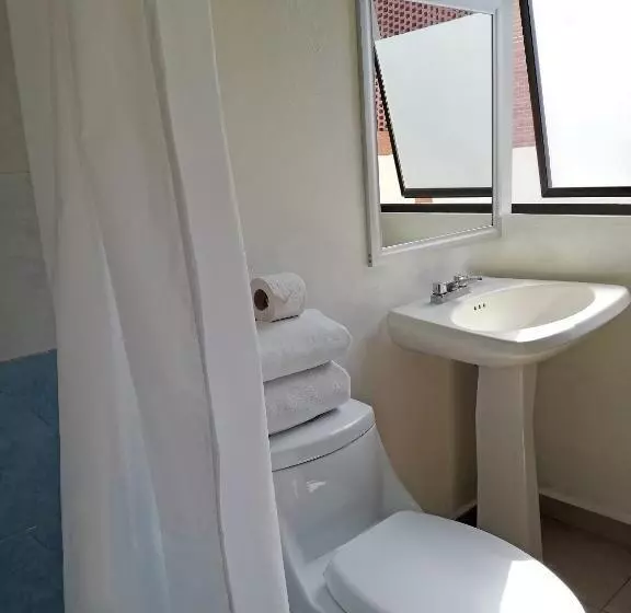エコノミールーム, Residencias Señorial