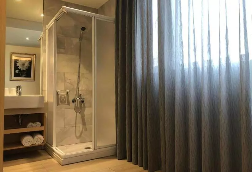 اتاق سوپریور خانوادگی, Crystal Inn Sun Moon Lake