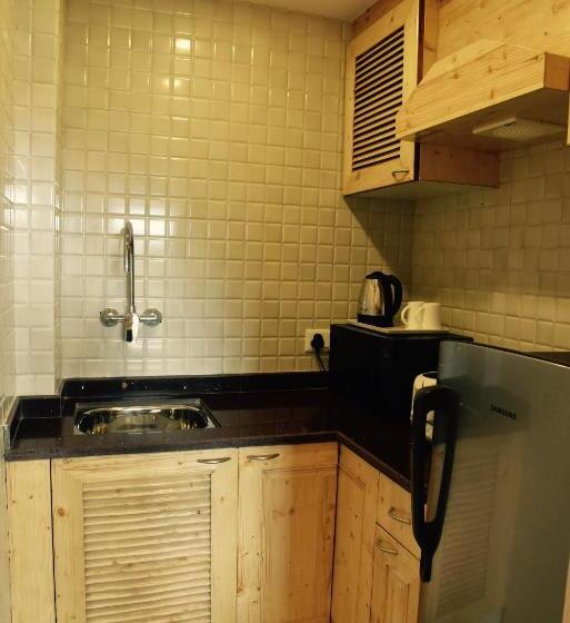 اتاق پرمیوم, Willow Banks   Boutique 4 Star Hotel On The Mall Road Shimla