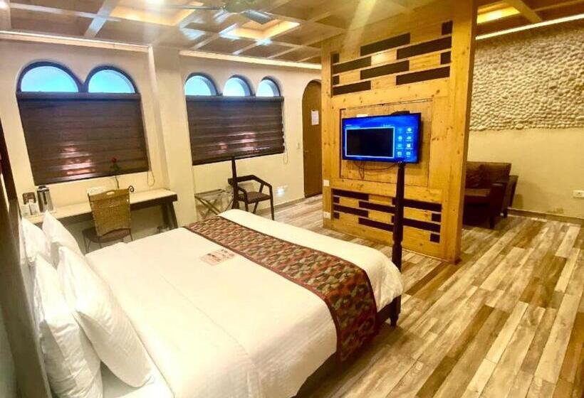 اتاق پرمیوم, Willow Banks   Boutique 4 Star Hotel On The Mall Road Shimla