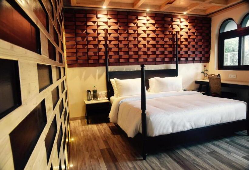 اتاق پرمیوم, Willow Banks   Boutique 4 Star Hotel On The Mall Road Shimla