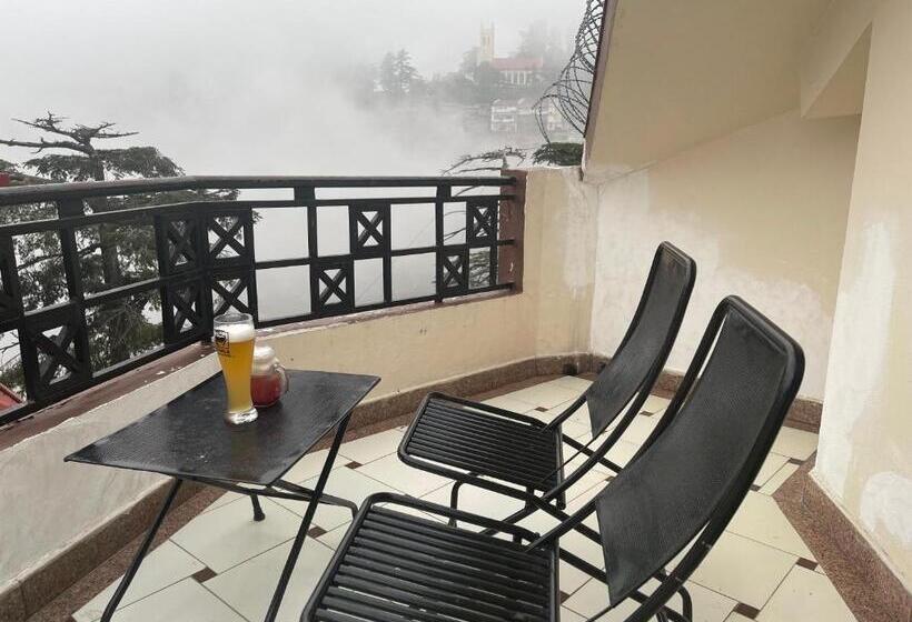 اتاق کلاب, Willow Banks   Boutique 4 Star Hotel On The Mall Road Shimla