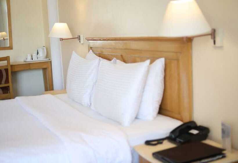 اتاق پرمیوم, Willow Banks   Boutique 4 Star Hotel On The Mall Road Shimla