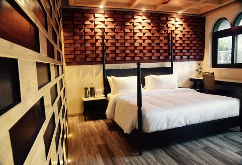 اتاق پرمیوم, Willow Banks   Boutique 4 Star Hotel On The Mall Road Shimla