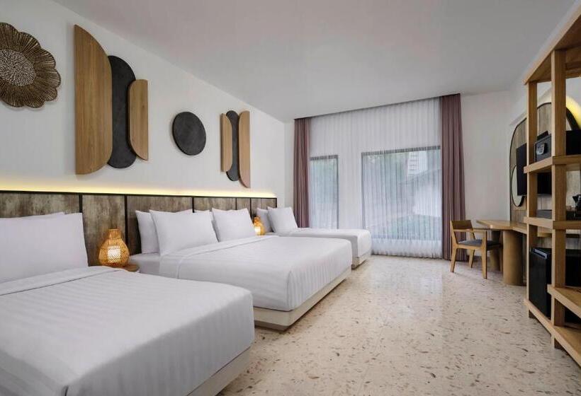 디럭스 4인 룸, Jambuluwuk Oceano Gili Trawangan