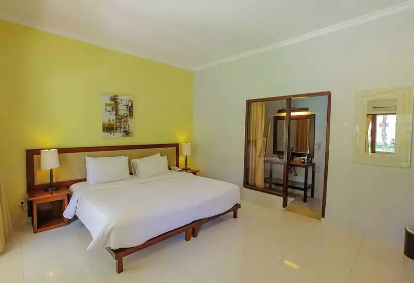 اتاق لوکس چهار تخته, Jambuluwuk Oceano Gili Trawangan