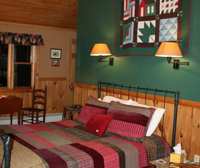 غرفة ديلوكس فردية, Kiwassa Lake Bed & Breakfast