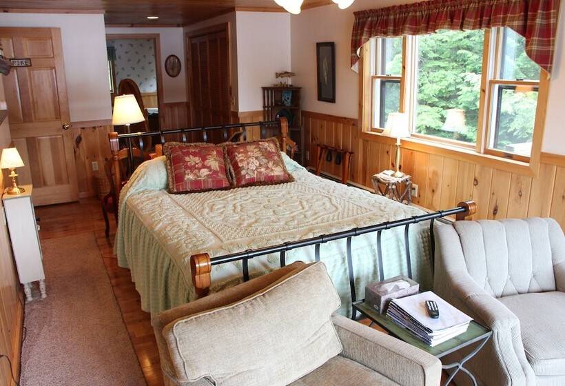 غرفة ديلوكس فردية, Kiwassa Lake Bed & Breakfast