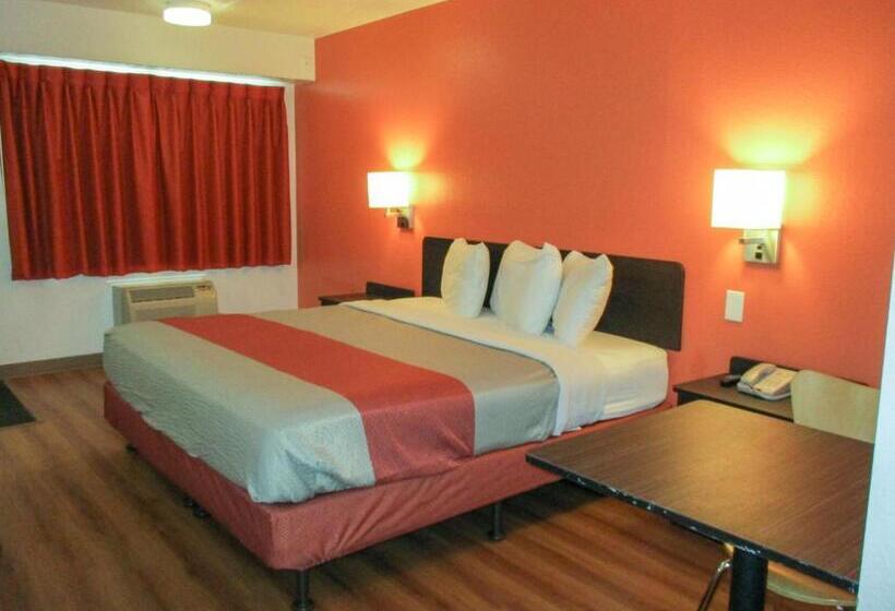 스탠다드 룸 킹사이즈 침대, Motel 6memphis, Tn  Downtown