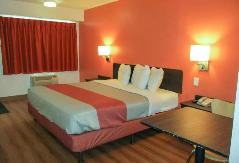 キングサイズベッドのスタンダードルーム, Motel 6memphis, Tn Downtown